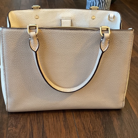 Kate Spade Satchel - Picture 5 of 9